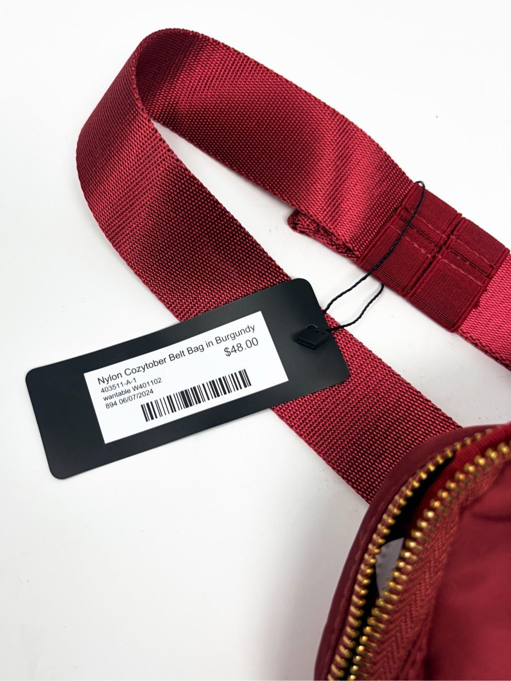 Nwt Wantable Nylon Cozytober Crossbody Belt Bag In Burgundy — image 3 of 7
